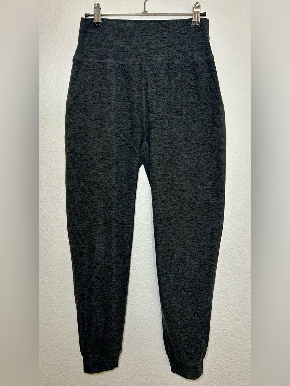 Beyond Yoga Space Dye Joggers Women’s Small Charcoal Gray High Rise